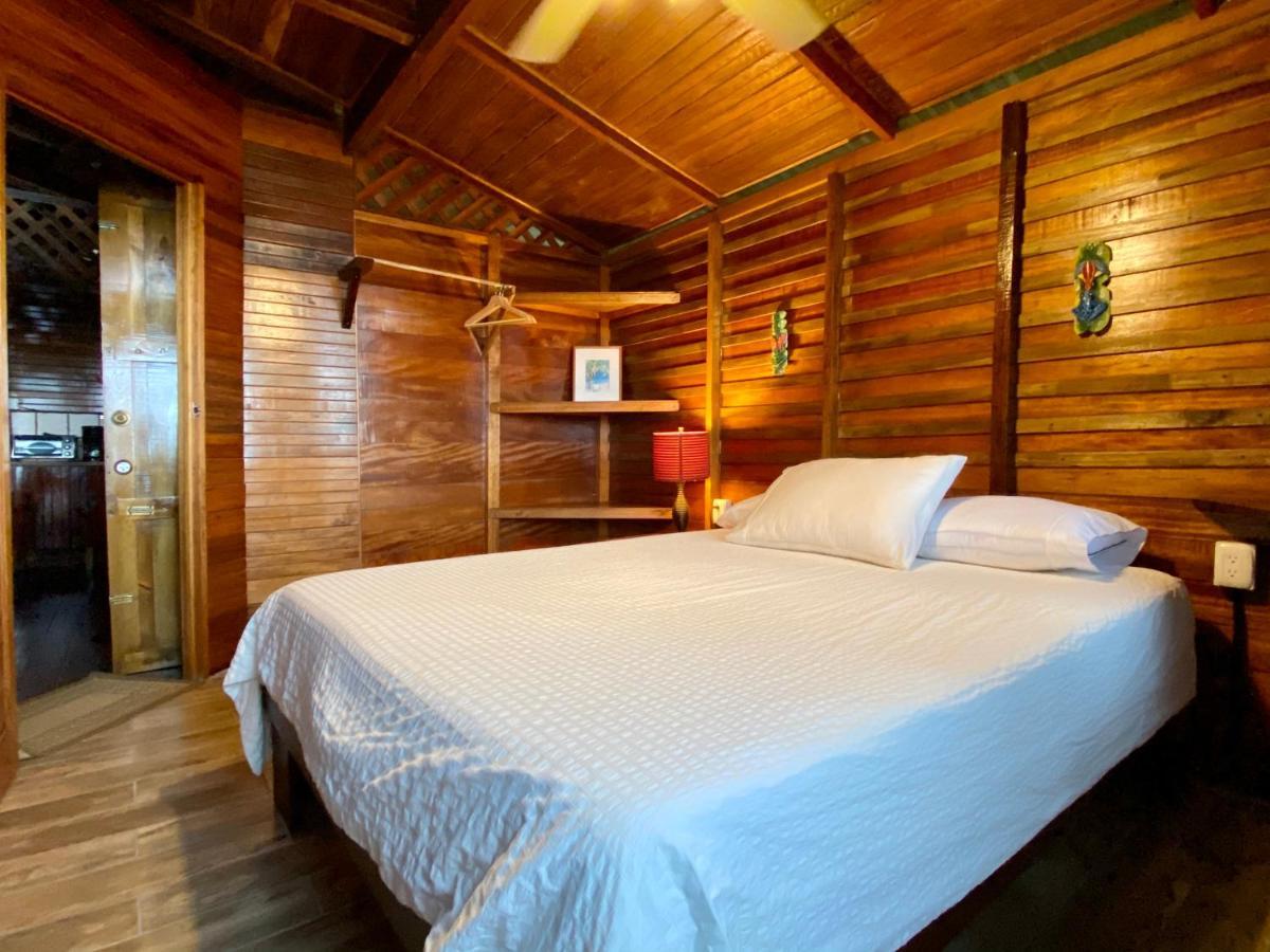 Pacific Edge Eco Lodge Dominical Exteriér fotografie
